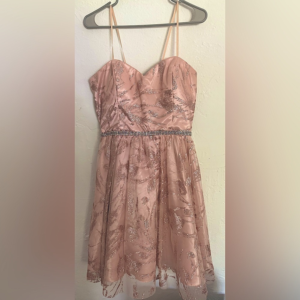 Elegant Strapless Glitter Tulle Beaded Waist Dress Cachet Size 12